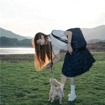 爱在初春惊变时